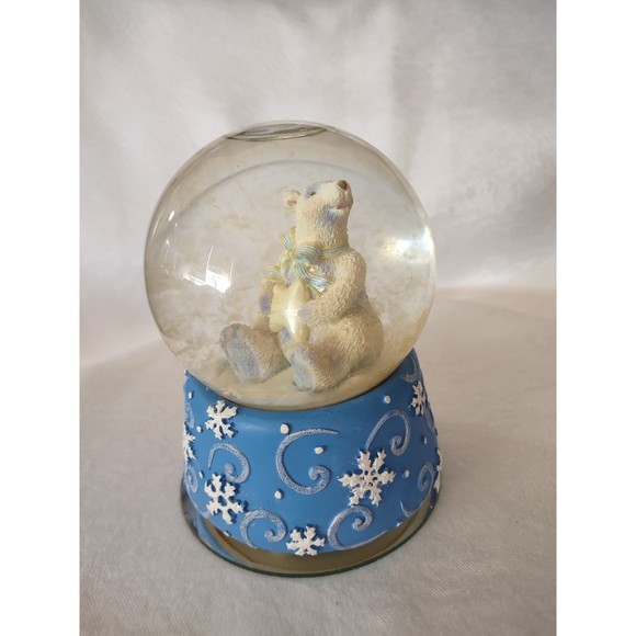Water Globe/ Bear on Train main image 1
